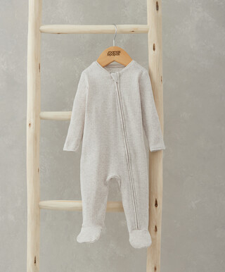 لباس الكل في واحد بسحّاب بيج لباس الكل في واحد بسحّاب بيج