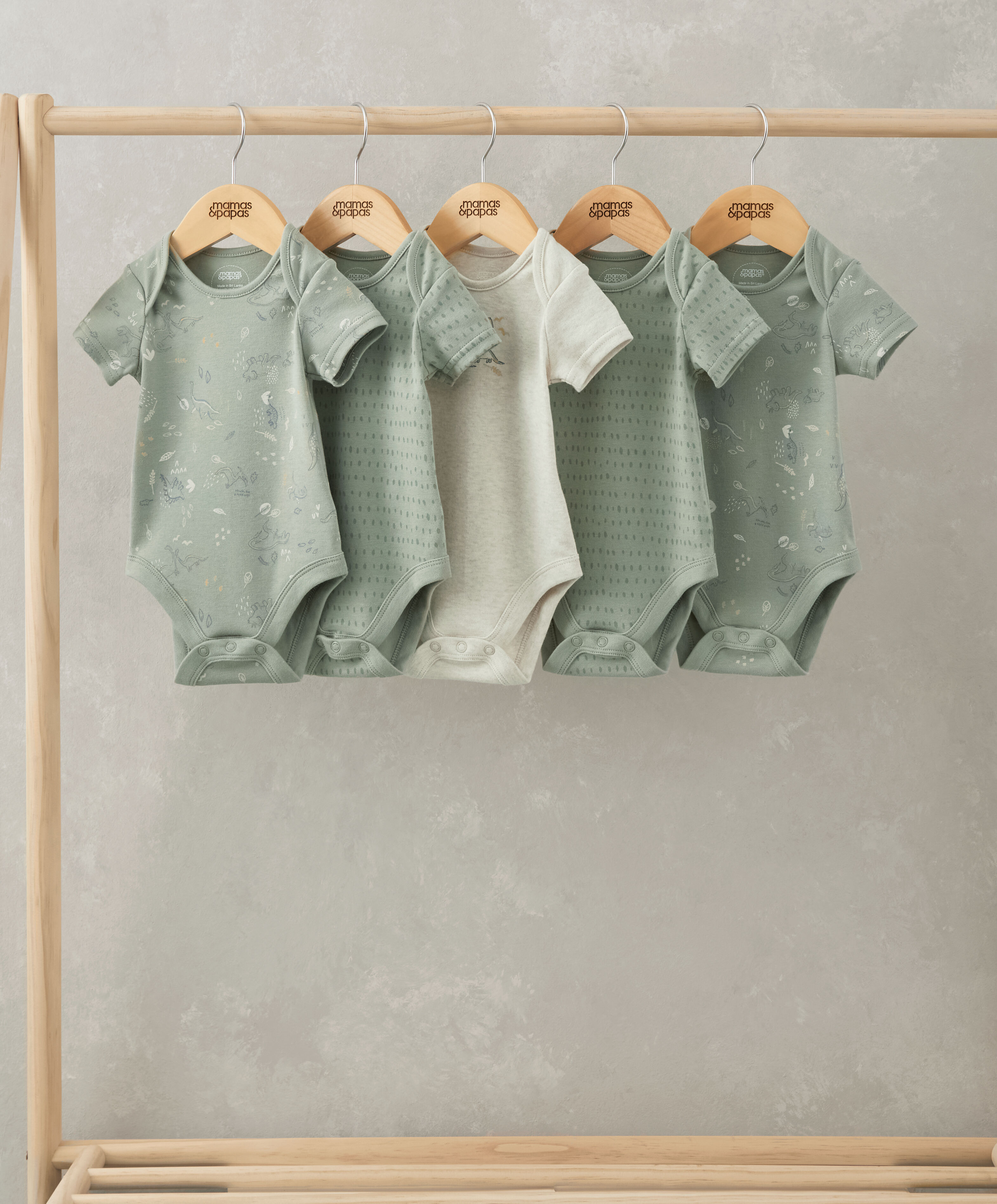 طقم ألبسة قطعة واحدة بنقشة ديناصور - 5 قطع image number 1