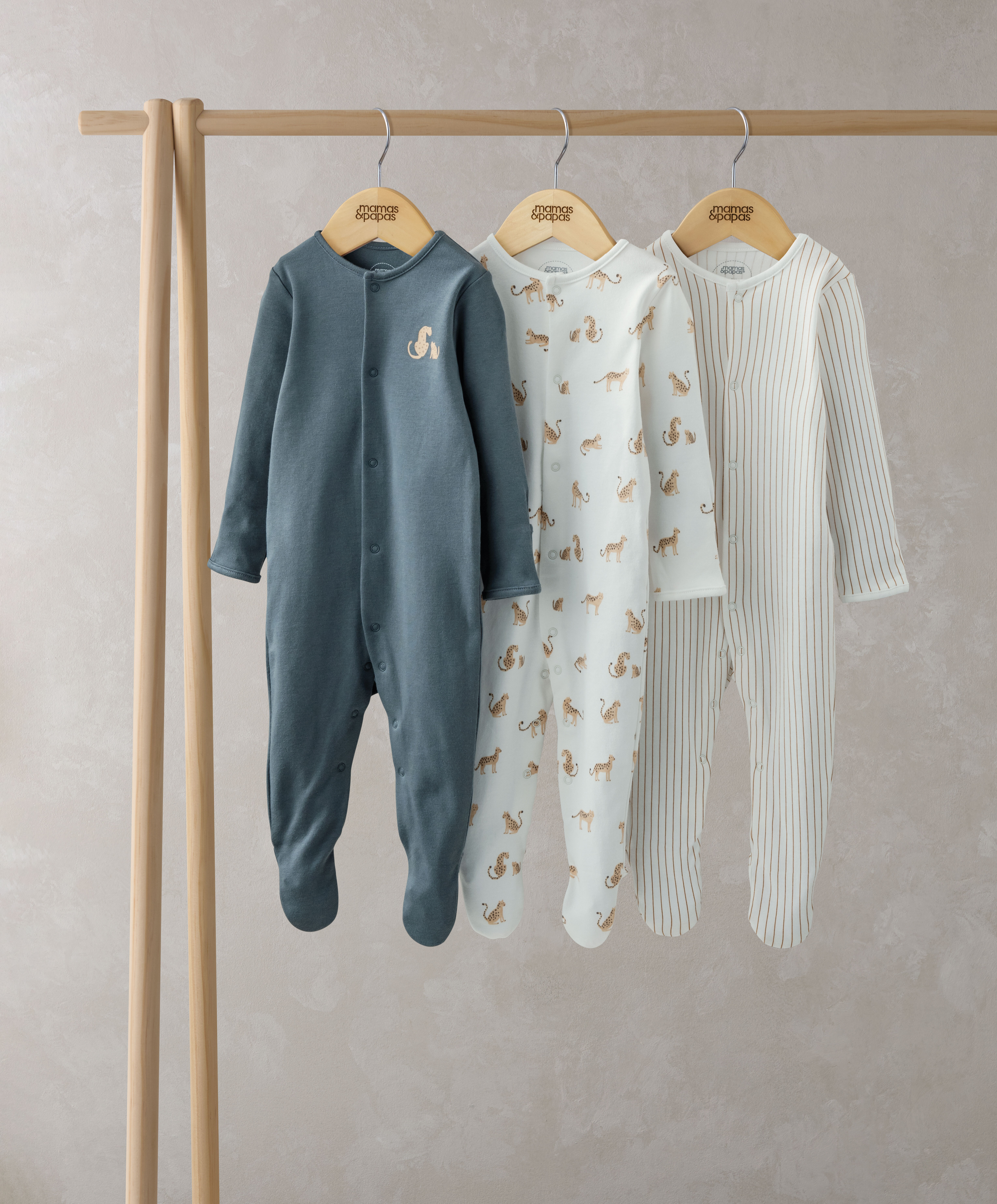 طقم بيجاما قطعة واحدة بنقشة فهد - 3 قطع image number 1