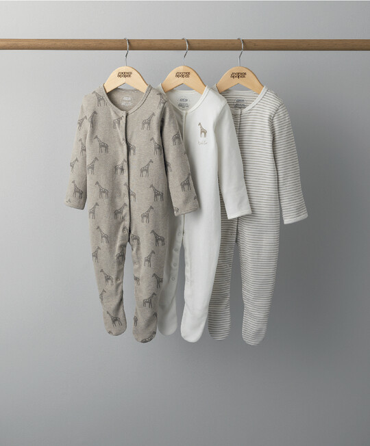 طقم بيجاما قطعة واحدة بنقشة زرافة - 3 قطع طقم بيجاما قطعة واحدة بنقشة زرافة - 3 قطع image number 1