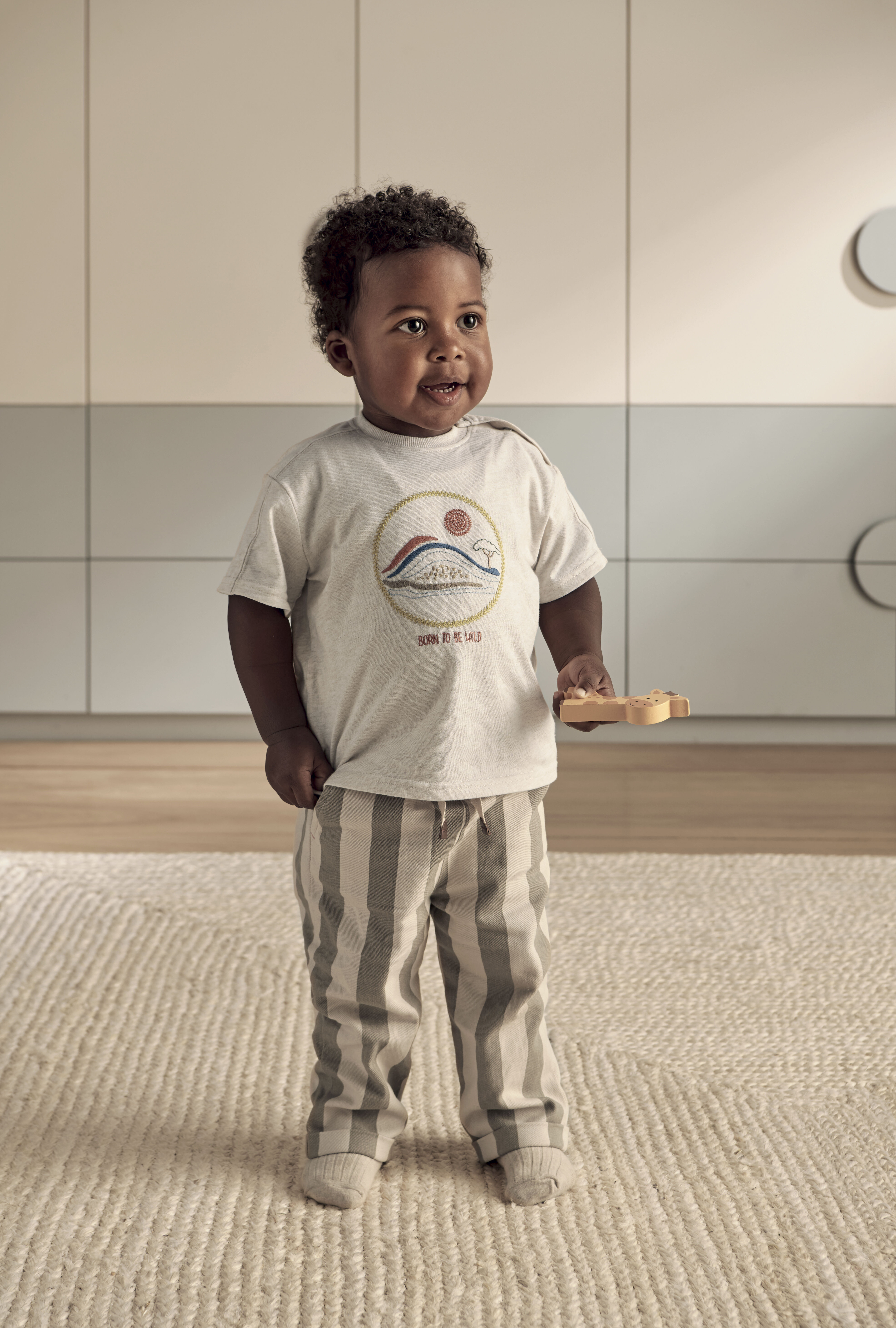 تيشيرت مطرز image number 1