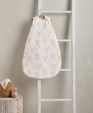 كيس نوم دريم بود للأطفال منذ الولادة حتى 6 شهور بنقشة زهور - معدل دفء 2.5 كيس نوم دريم بود للأطفال منذ الولادة حتى 6 شهور بنقشة زهور - معدل دفء 2.5