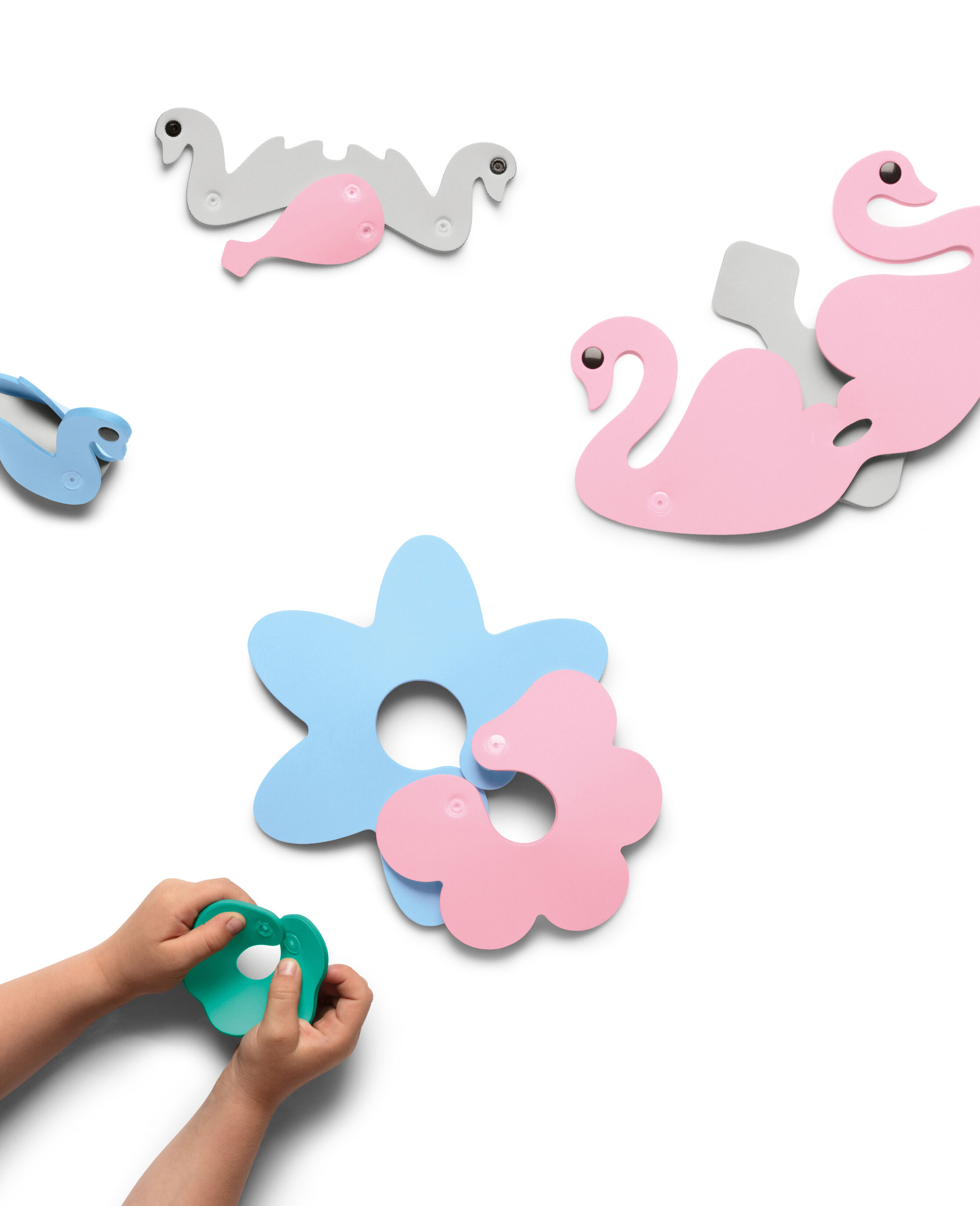 مجموعة ألعاب مجسمة لأوقات الاستحمام كيوتوبيا من كوت - سوان ليك