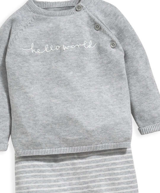 طقم بلوزة بعبارة Hello Worldوبنطال منسوج - قطعتان طقم بلوزة بعبارة Hello Worldوبنطال منسوج - قطعتان image number 3