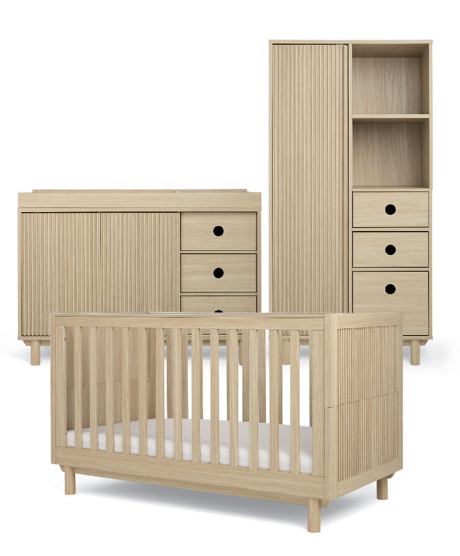 مجموعة سرير أطفال مع وحدة أدراج عريضة بسطح للتغيير وخزانة ملابس أوسكا بلون اوك، 3 قطع image number 6