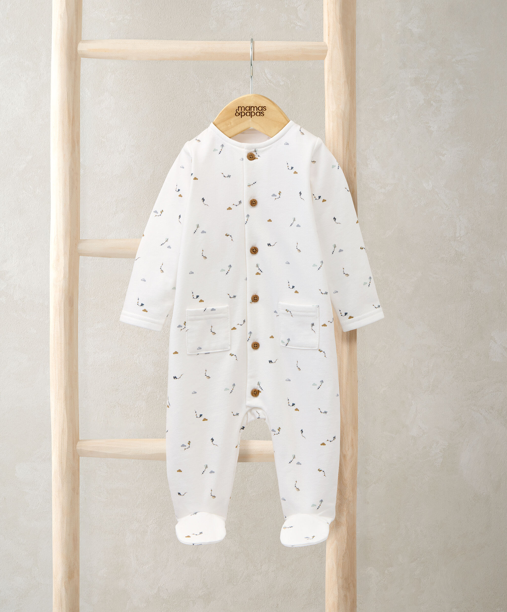 بيجاما سويت بتصميم قطعة واحدة مزينة بنقشة طائرات ورقية بالكامل image number 1