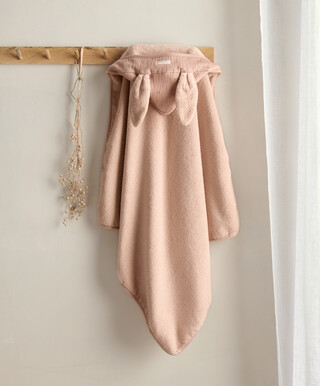 منشفة بغطاء رأس للرضع - وردي بتصميم أرنب منشفة بغطاء رأس للرضع - وردي بتصميم أرنب