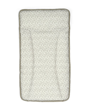 مفرش تغيير حفاضات ويلكم تو ذا وورلد سيدلينج - نقشة أوراق شجر مفرش تغيير حفاضات ويلكم تو ذا وورلد سيدلينج - نقشة أوراق شجر