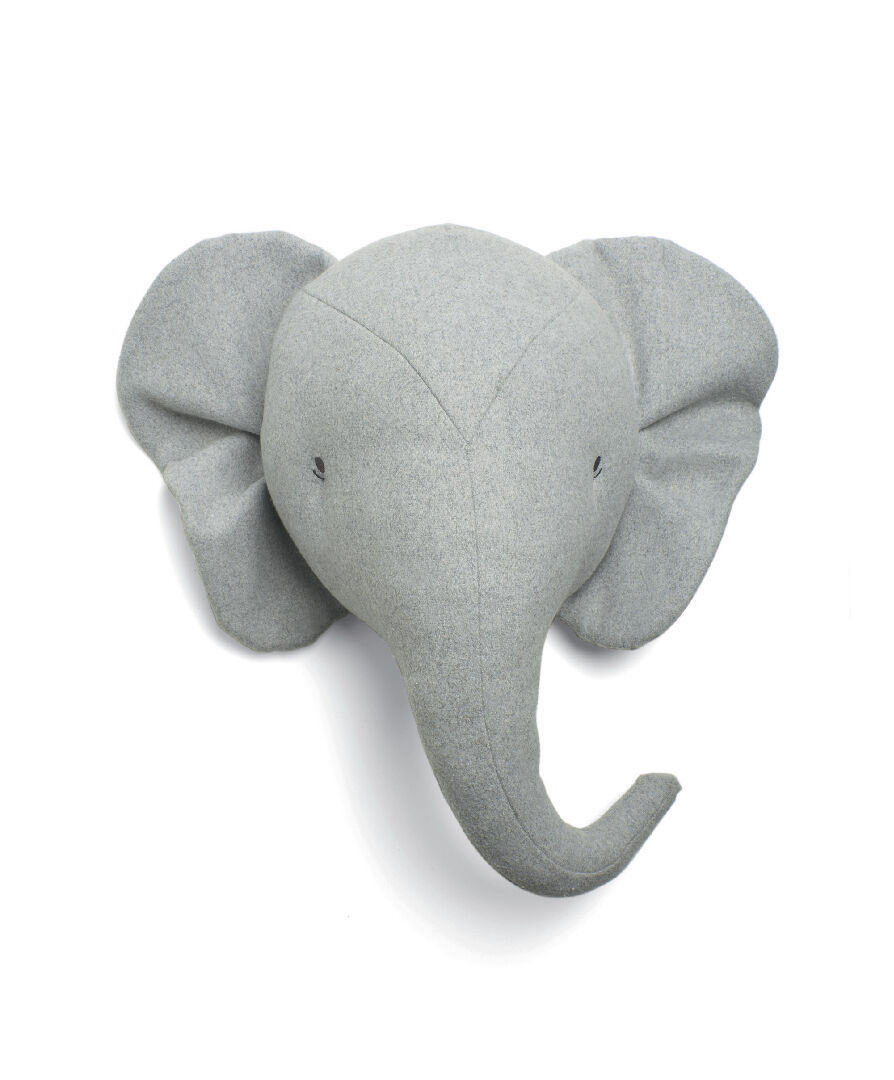 زينة حائط على شكل رأس فيل image number 1