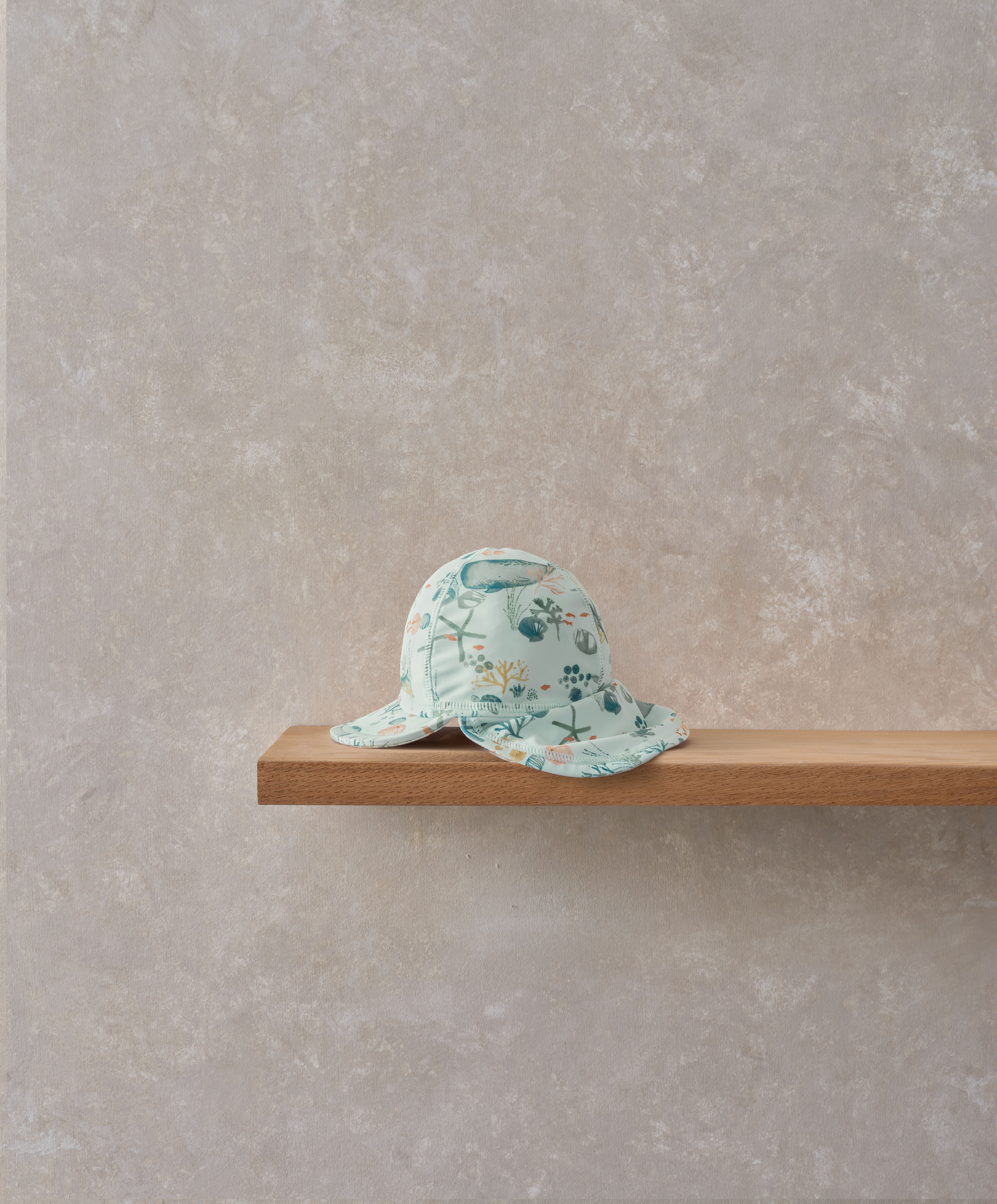 قبعة شمسية بنقشة حوت image number 1