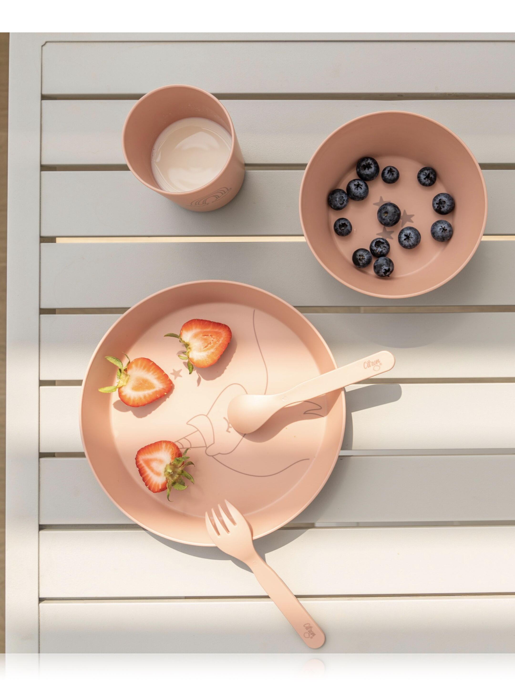 طقم أدوات مائدة من مواد حيوية من سيترون - نقشة يونيكورن image number 2