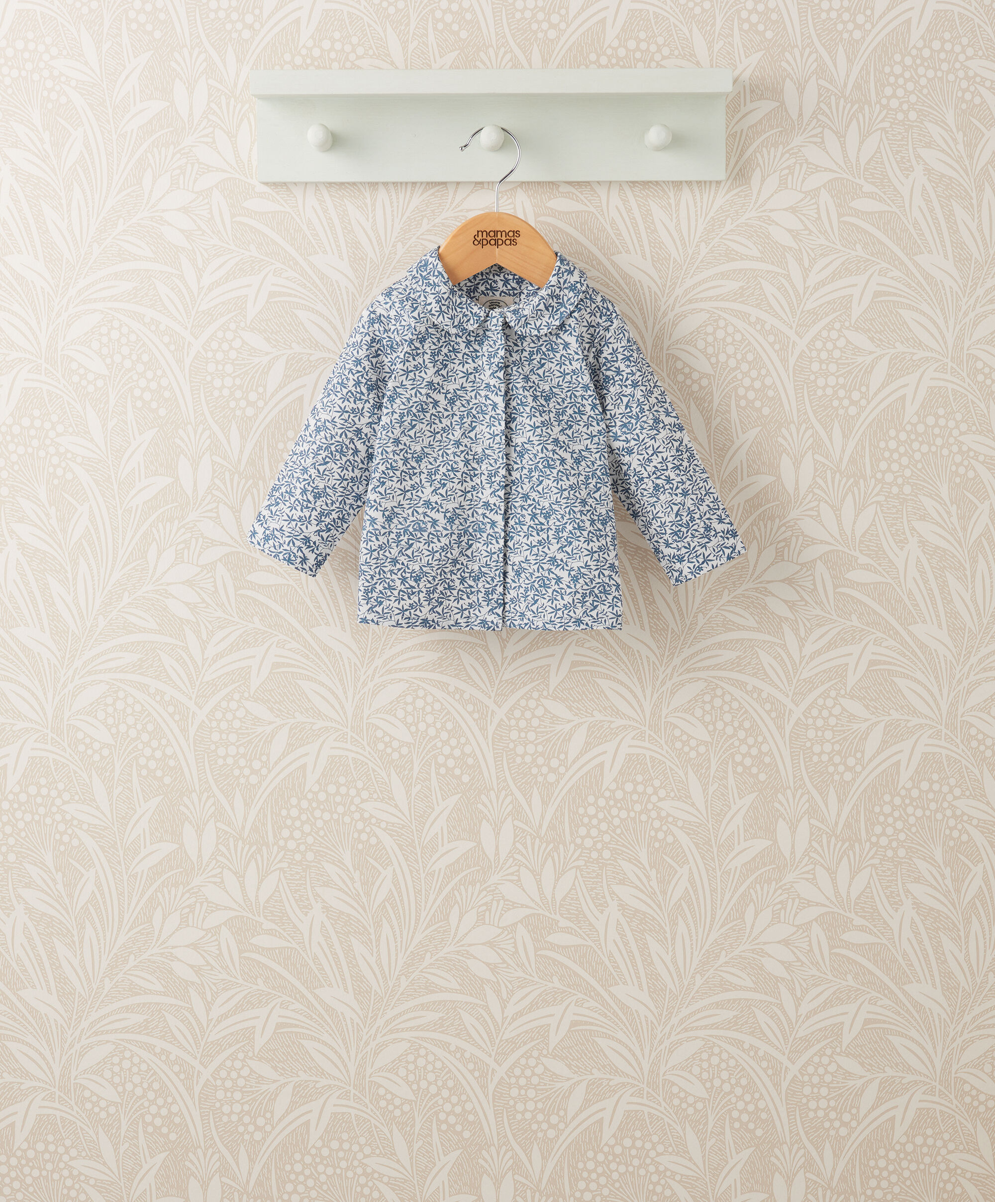 قميص بأكمام طويلة ونقشة نباتات بالكامل image number 1