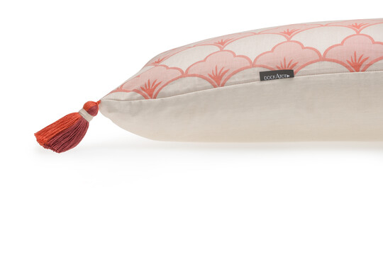 وسادة كوسيت لدعم الجسم من دوك ايه توت - جاكار بنقشة صدفية وسادة كوسيت لدعم الجسم من دوك ايه توت - جاكار بنقشة صدفية image number 3