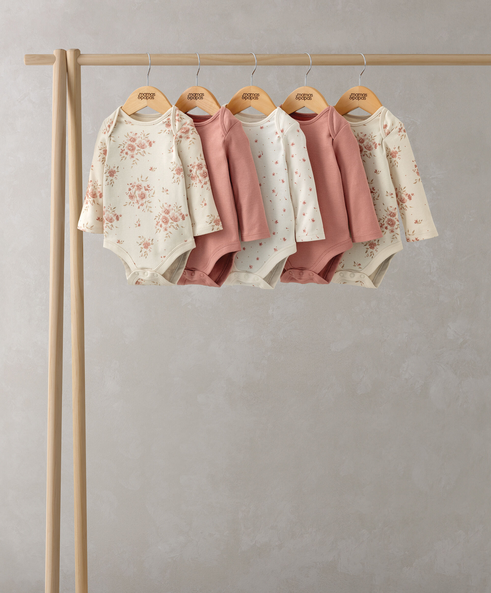 طقم لباس قطعة واحدة بأكمام طويلة ونقشة زهور - 5 قطع image number 1