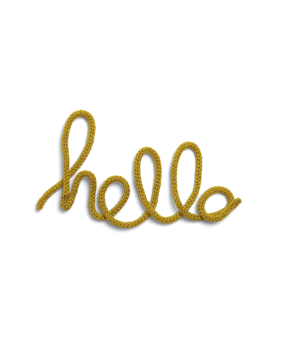 زينة حائط بتصميم كلمة Hello